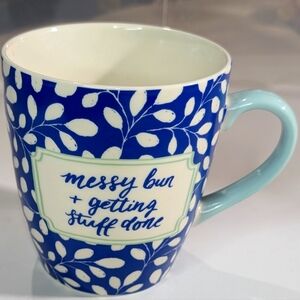 Porcelain Messy bun& getting stuff done‎ blue/white floral large 16oz coffee mug
